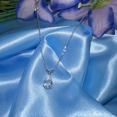 '' Crystal '' Necklace