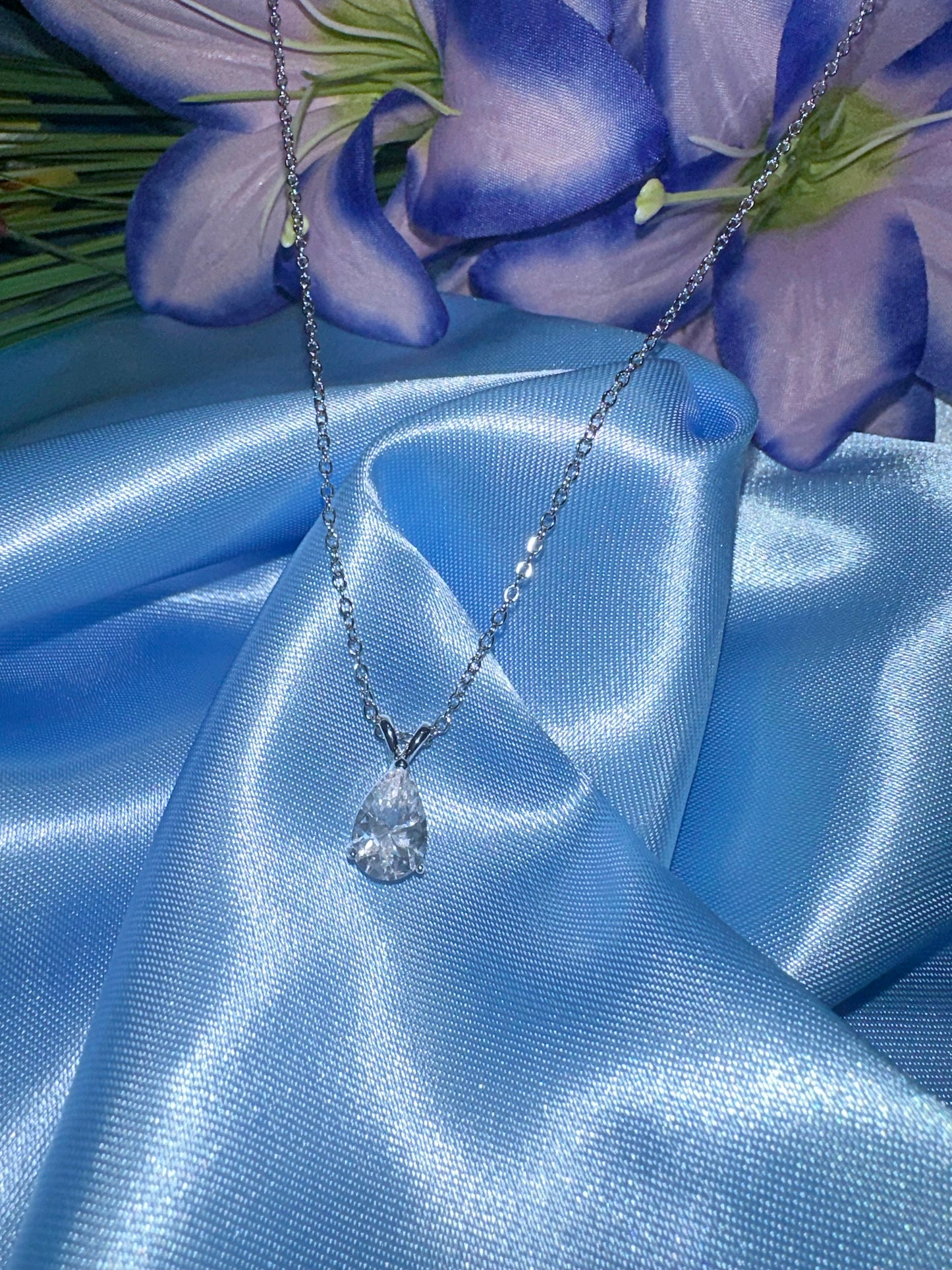 '' Crystal '' Necklace