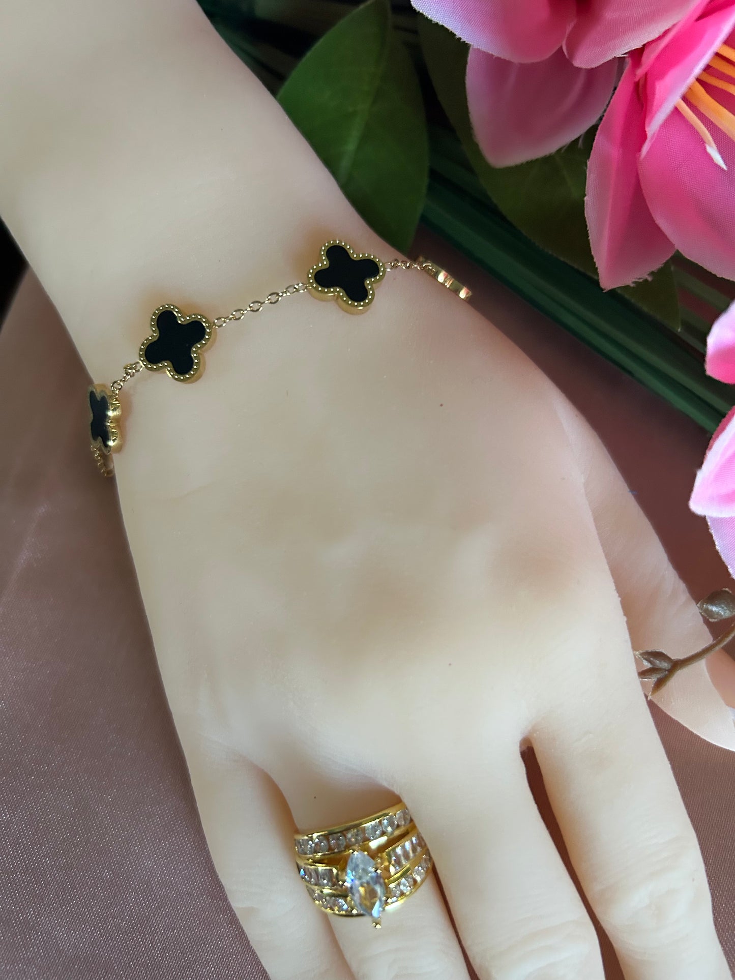 Clover Bracelet